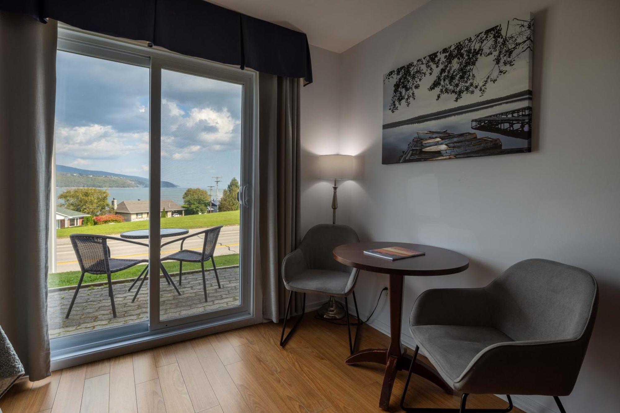 Motel Le Point De Vue 3*