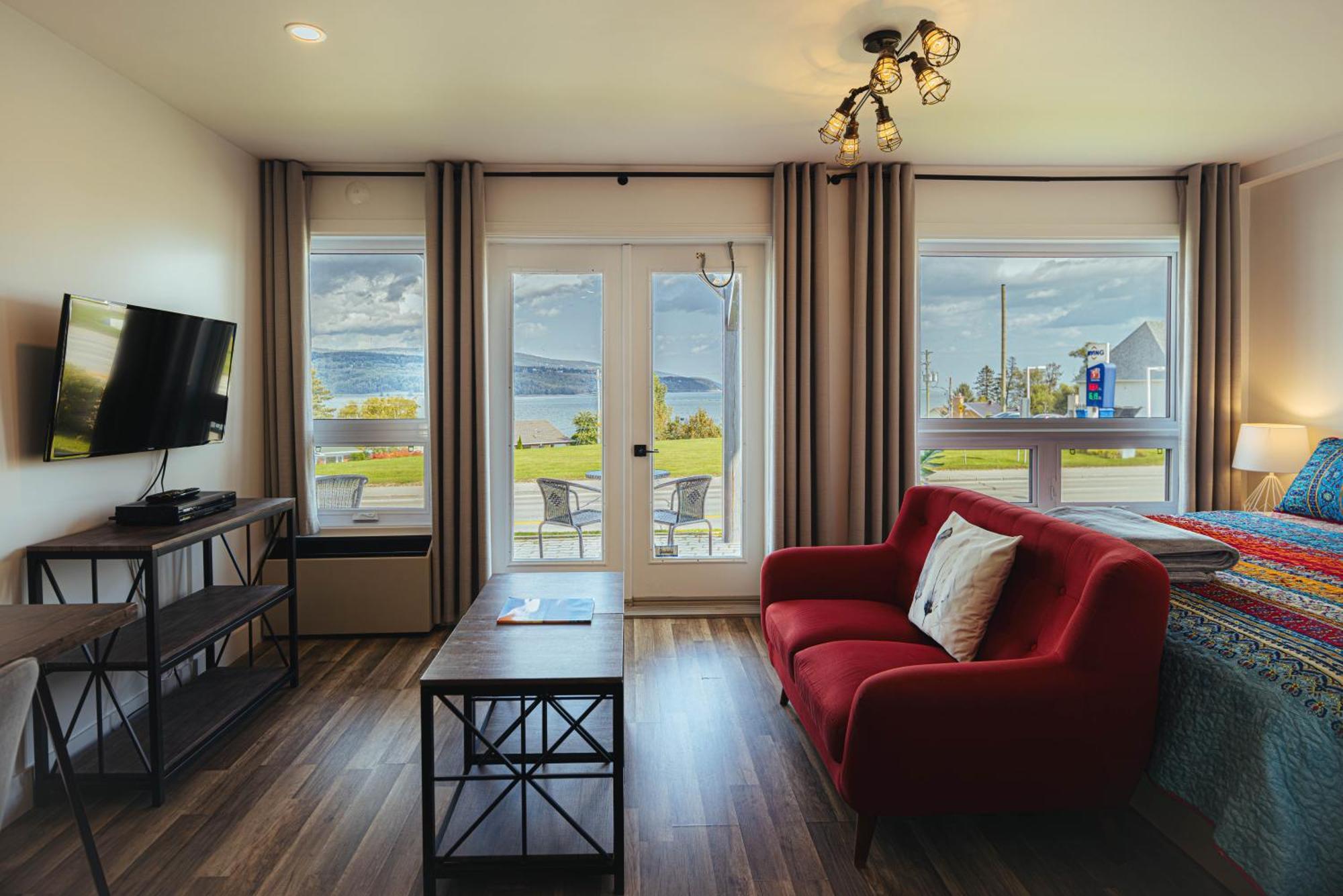 Le Point De Vue Motel 3*